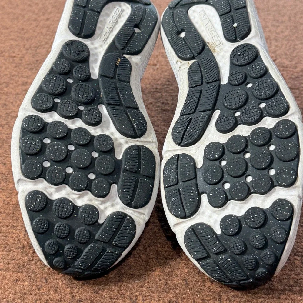 C- Under Armour Charged Impulse 3 Black White Running Shoes 3026175-001 Mens 7.5